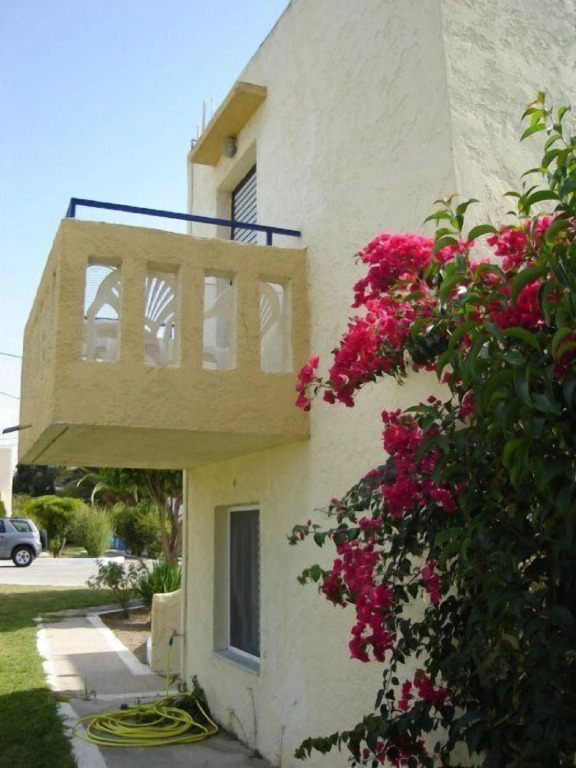 Denise Apartments