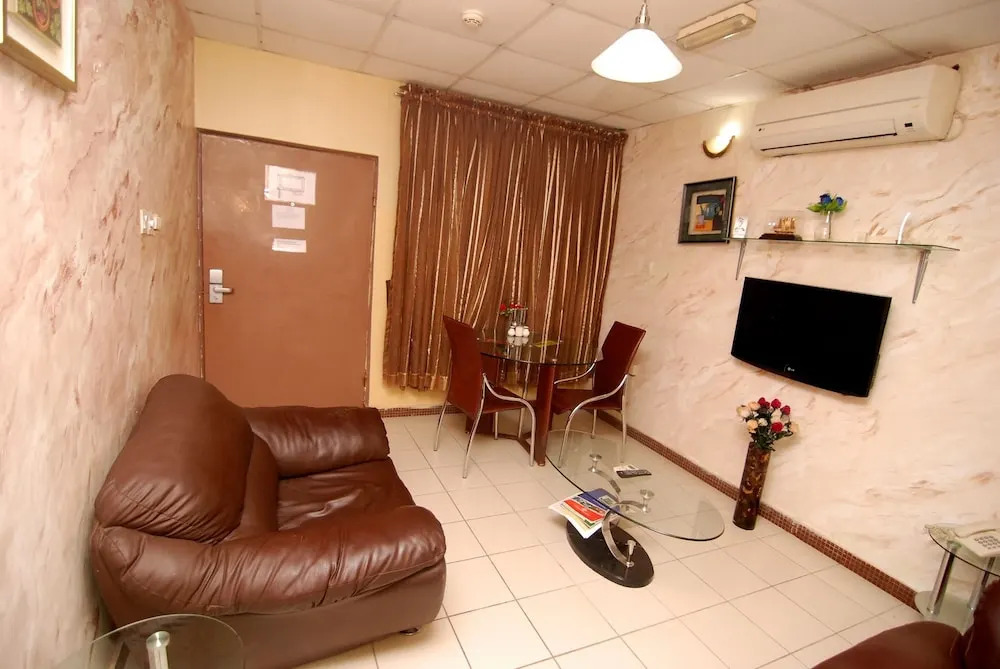 Nanet Suites