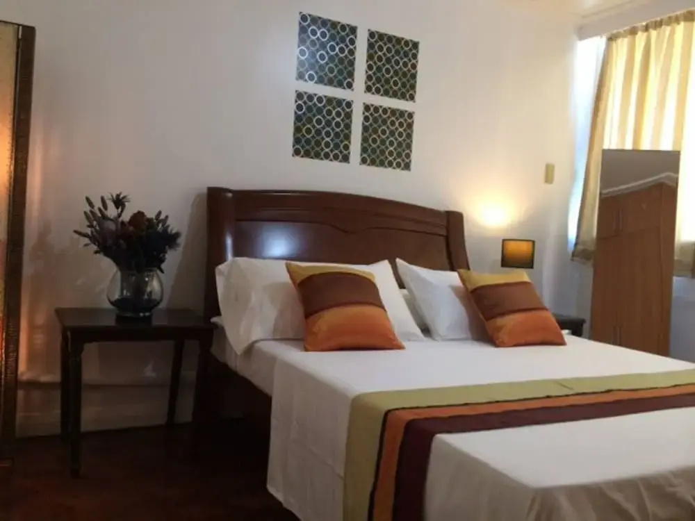 1 Br Robinsons Place Manila- Rpr07
