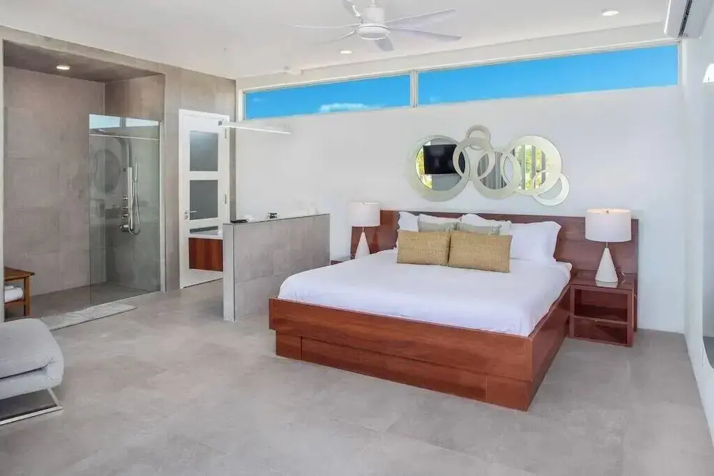 2bdr Beachside Vacation Villa, Hotel Amenities v6