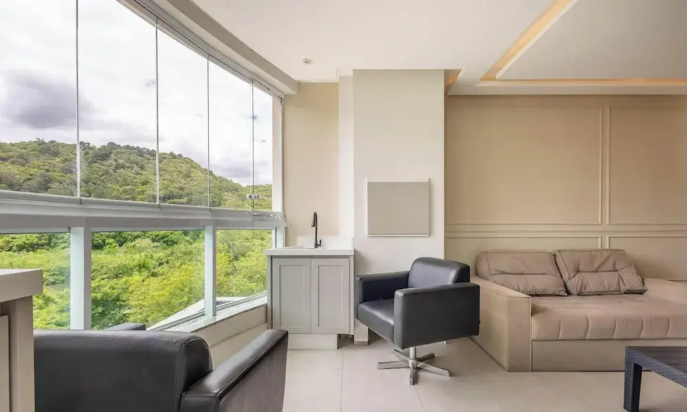 Your Complete Stay Just Minutes From the sea in BC Stls