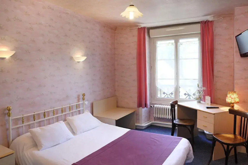 Logis Hostellerie Du Cheval Blanc