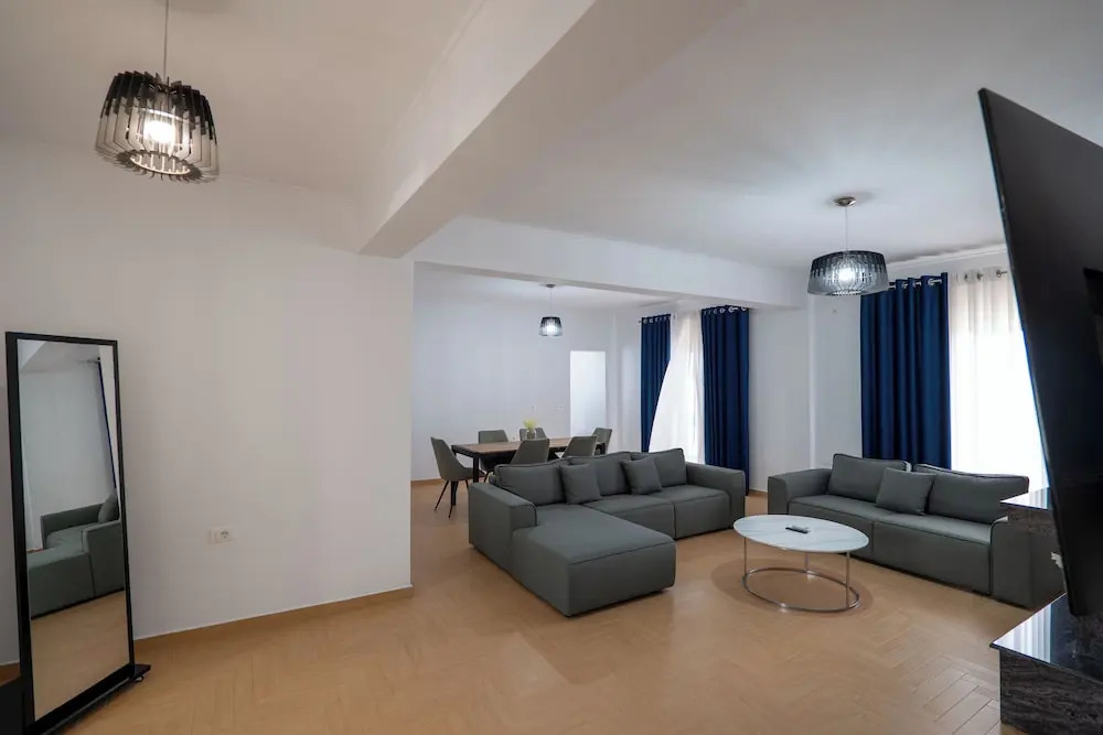 Hoteleks Inn & Suites