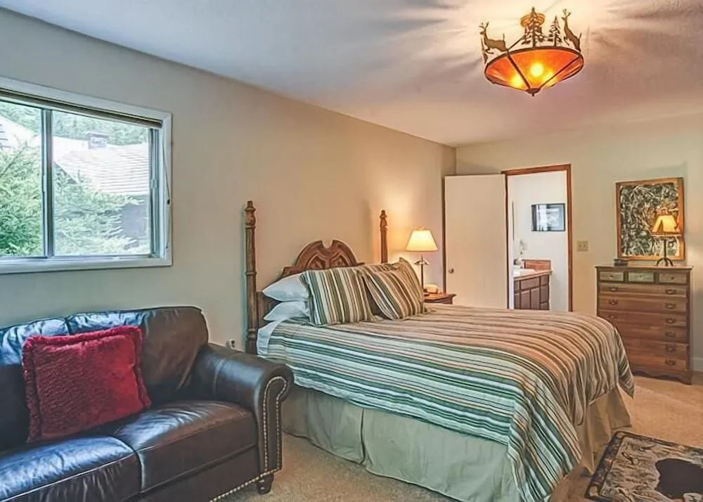 Deer View Retreat