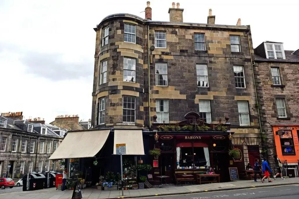 Bright and cosy 2BR Apt with workspace in New town, 5mins to Princes St