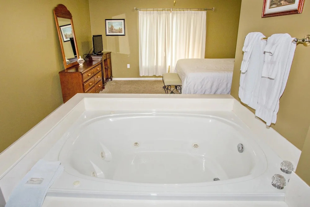Whispering Pines 453