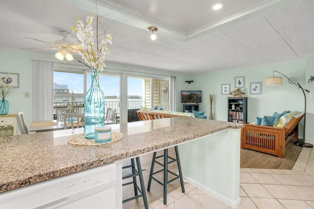 Thunder Island 147d 2 Bedroom Condo by RedAwning