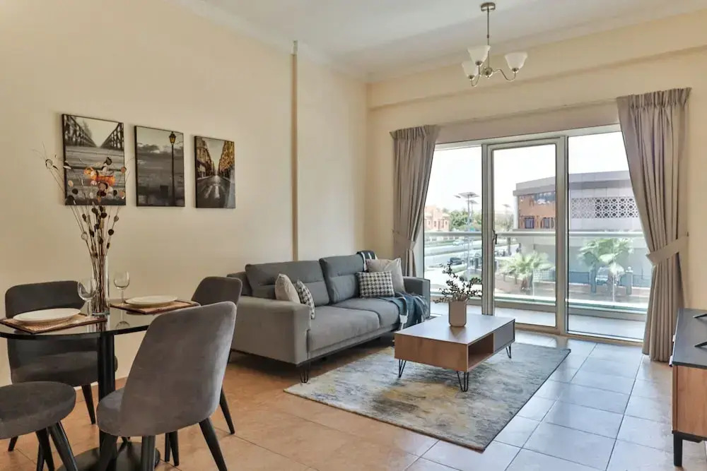 WelHome - Apt amidst golf courses, perfect for sports lovers