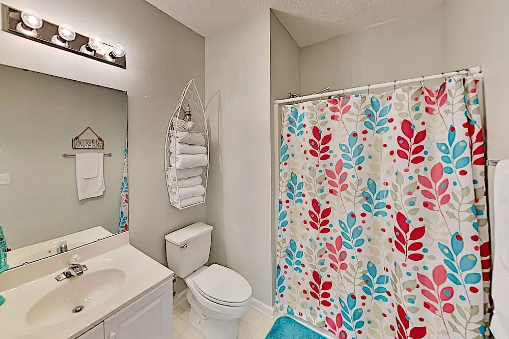Bright Coastal Condo w/ Pool & Private Balcony condo