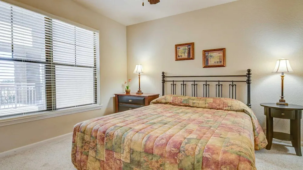 Bella Piazza 904 - 535