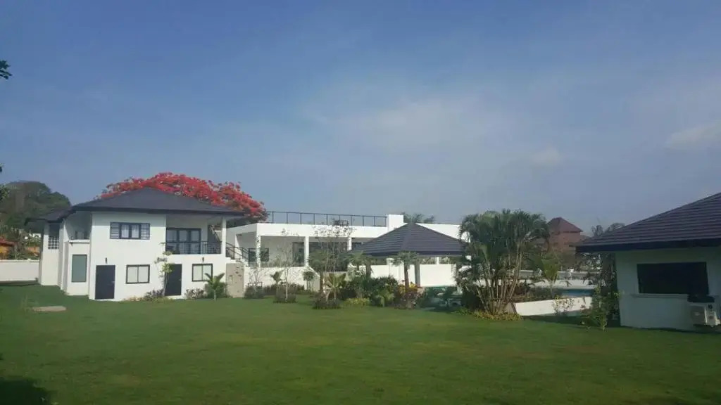 WOGAN HOUSE - The Best of Luxury Pool Villa