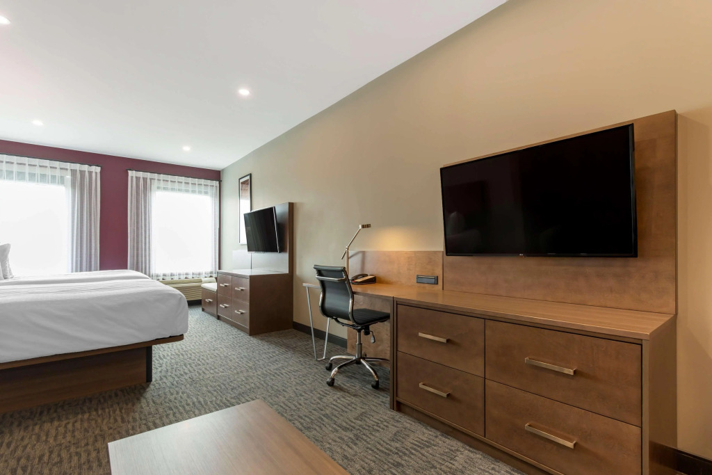 Best Western Plus Dauphin