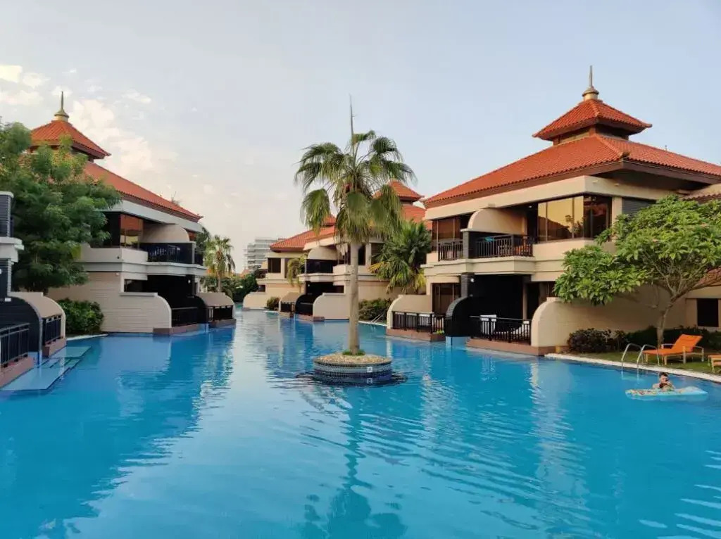 Maison Privee - 5* Resort stay on Palm Jumeirah w/ Sea View