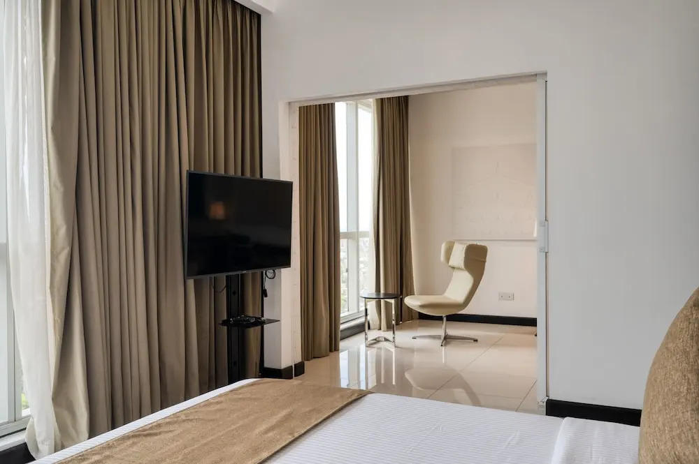 Orion City Hotel