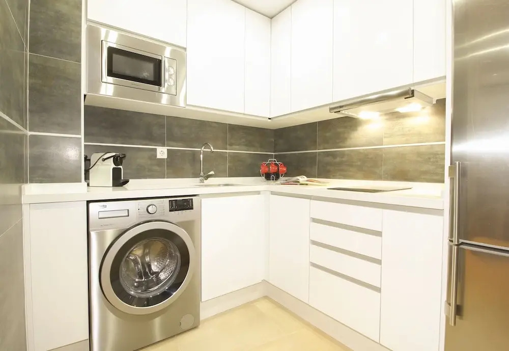 Deluxe Apartment San Julian With Parking