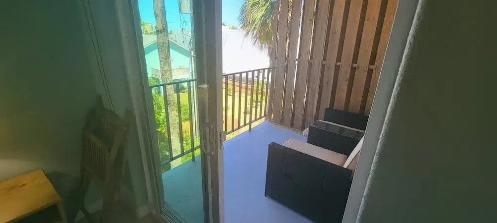 2 Levels Pool Near Beach 2 Patios 2 Bedroom Apts