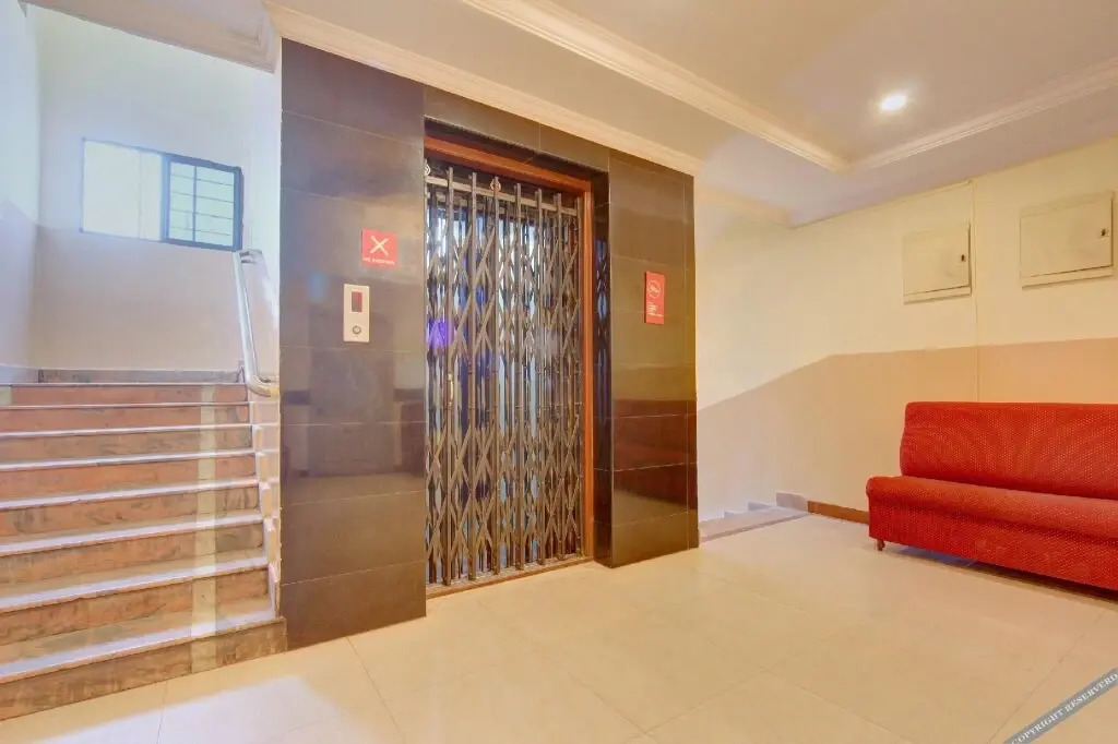 Indu Pearls Inn by OYO Rooms