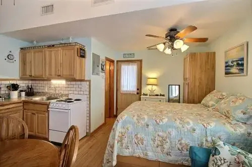 NC 12 56821-20 Condo by RedAwning