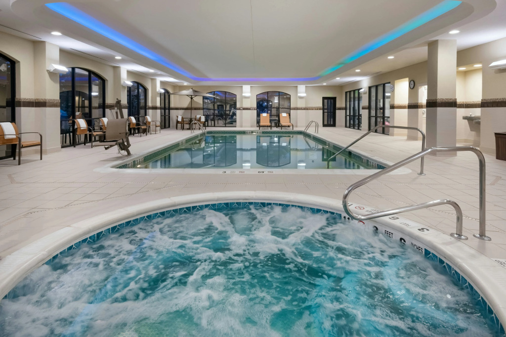 Courtyard by Marriott Buffalo Airport