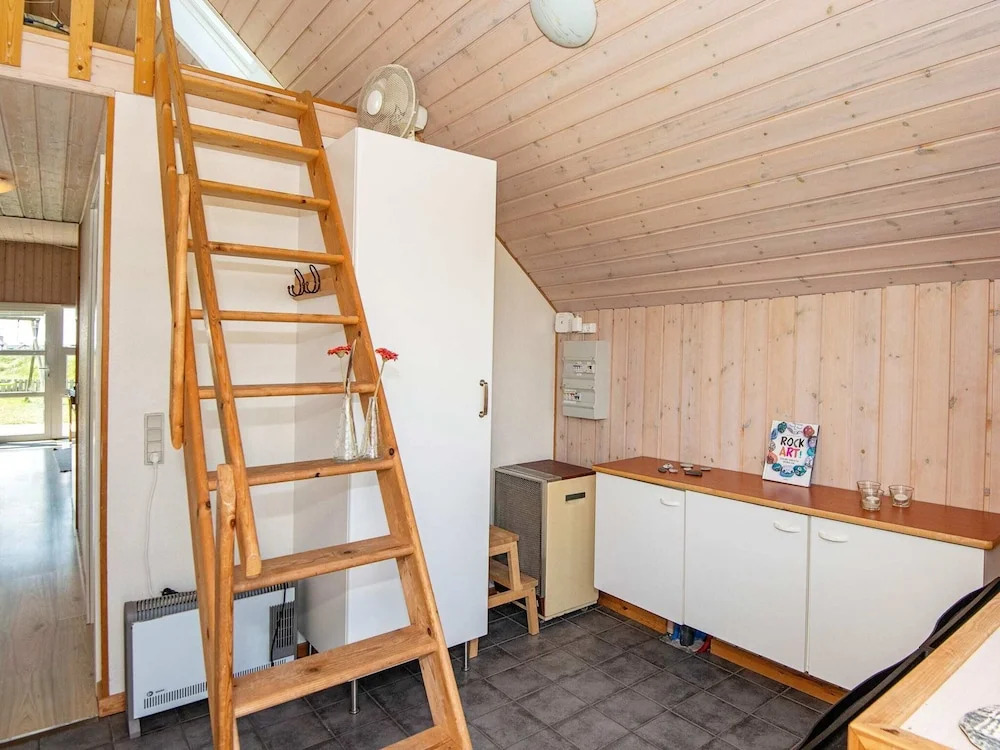 Cozy Holiday Home in HarboÃ¸re near North Sea & Beach