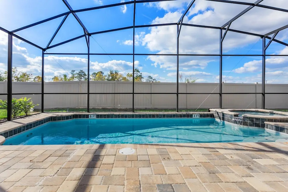 9 BD 6.5 BH With Game Room and Pool