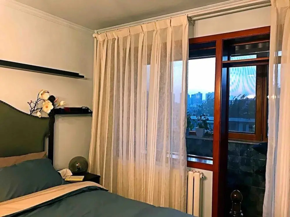 Splendiferous Apartment - Wang Jing