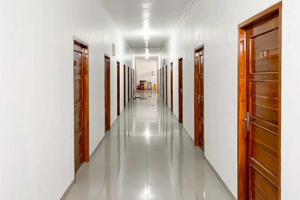 Penginapan Losmen Ayu Pamanukan RedPartner