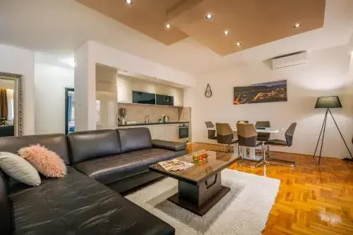 Apart House Danigo