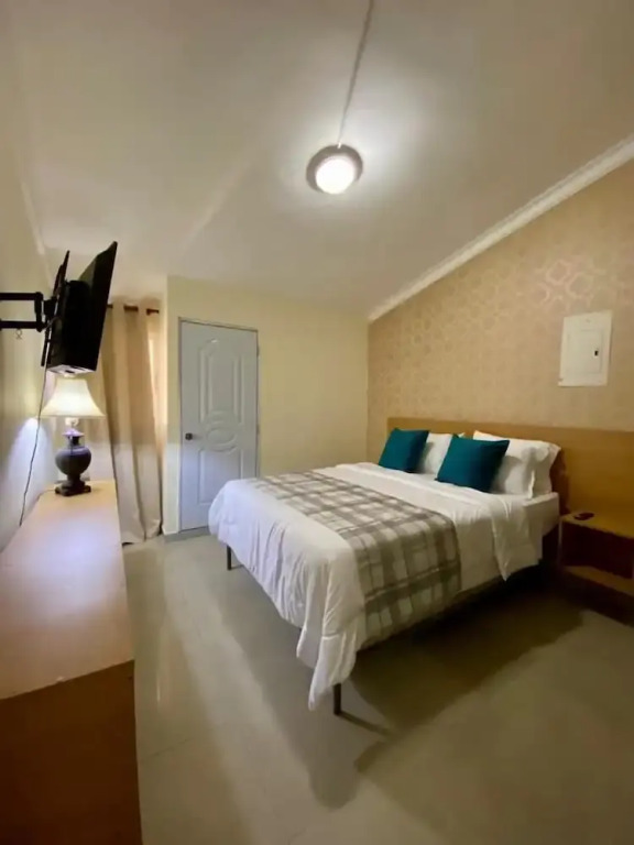 Botanic Garden Hostal