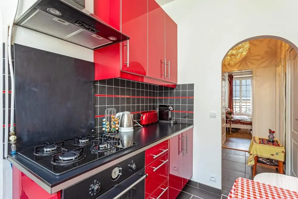 Stunning 1bdr flat in Paris 11th by GuestReady