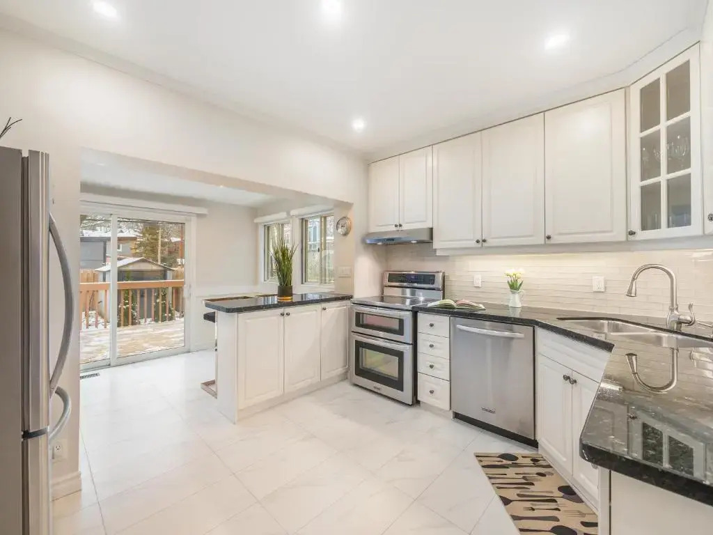 Designer 3Br & 2WR Townhouse