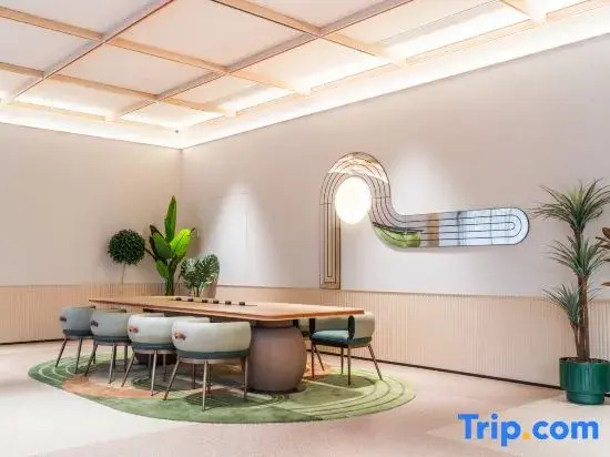 Orange Hotel (Hangzhou Linping People's Avenue)