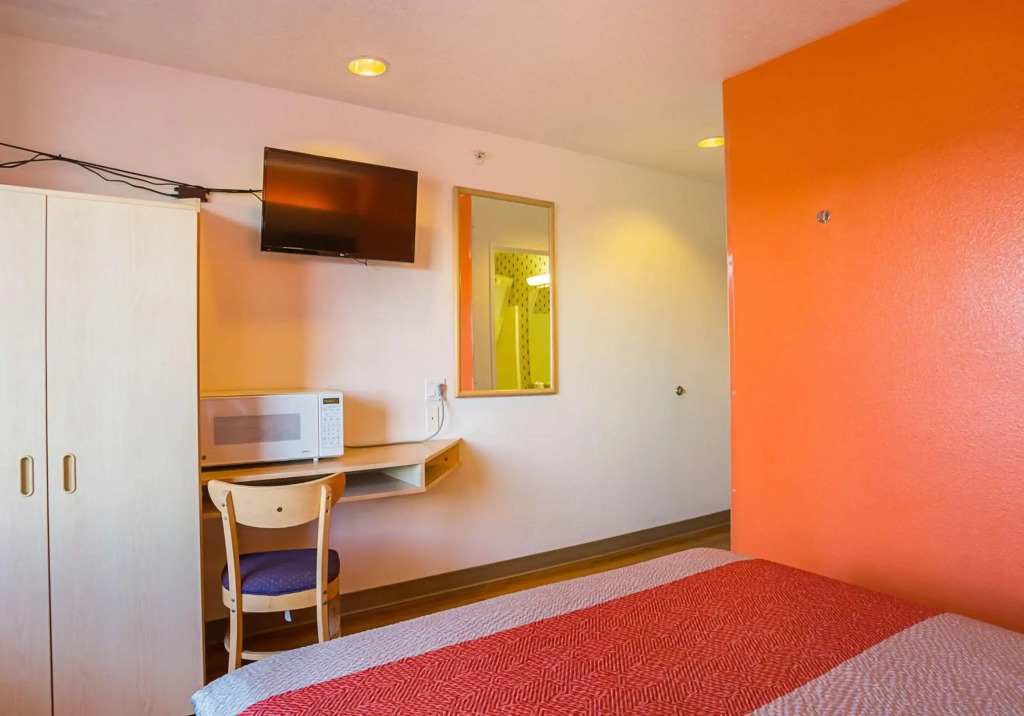 Motel 6-Bernalillo, NM