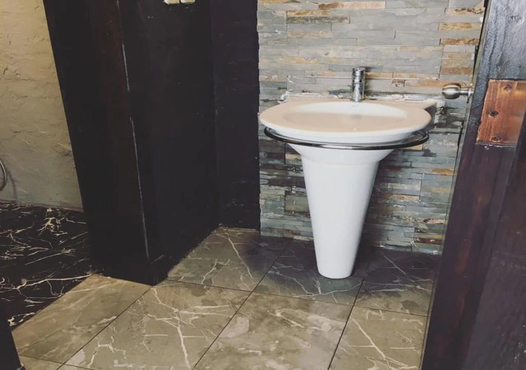 Nai Suites