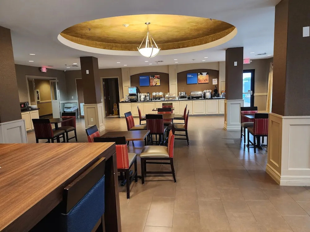 Comfort Inn & Suites Donna Near I-2