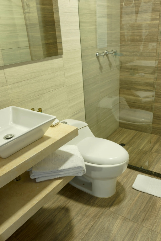 Hotel Arvut Collection