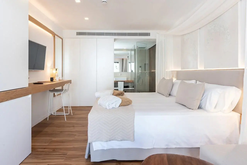 Ynaira hotel & Spa