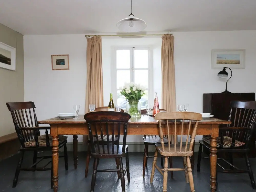 Trevowhan House