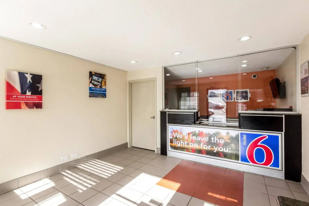 Motel 6 New Brunswick