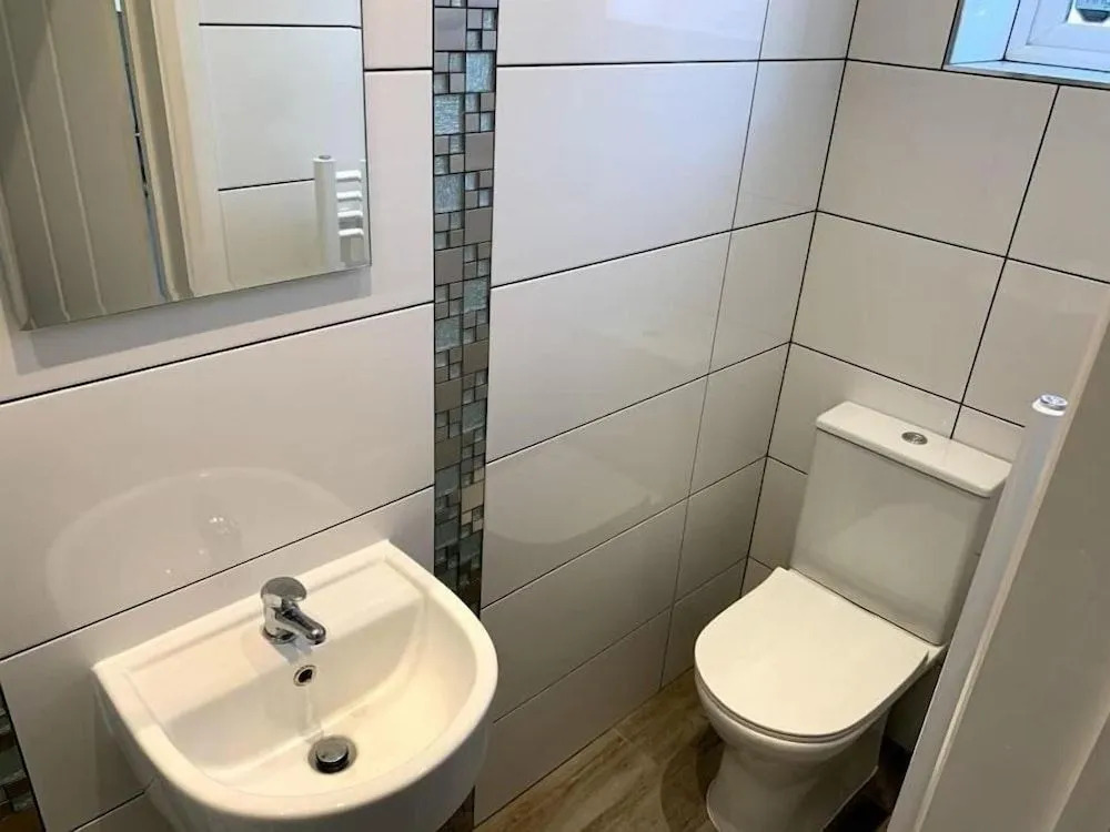 Limpenny Studio Apartment