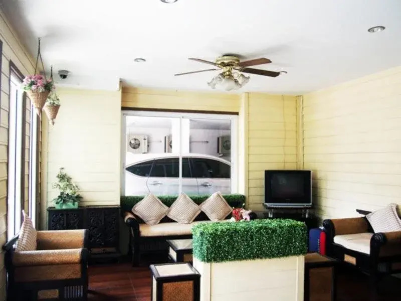 @Home Executive Apartment