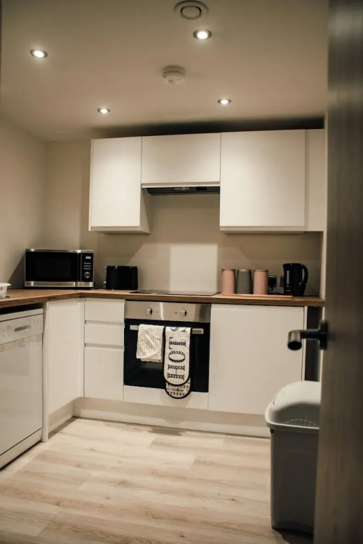 Bv Comfy Basement Apartment At Conditioning House