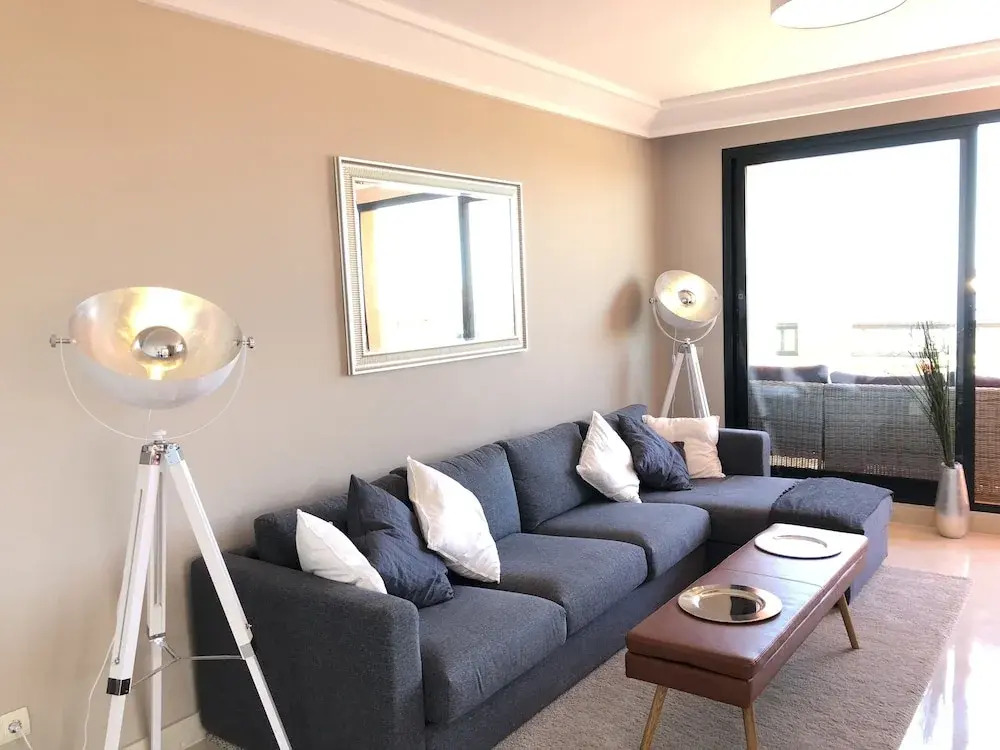 Luxurious SEA View Apartment