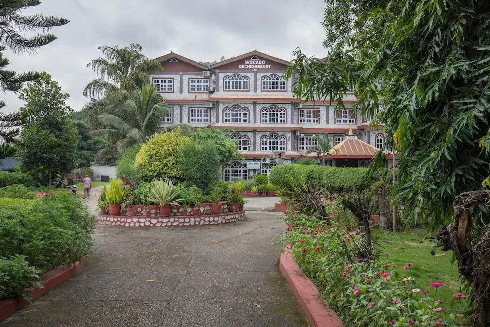 Avocado Orchid Resort
