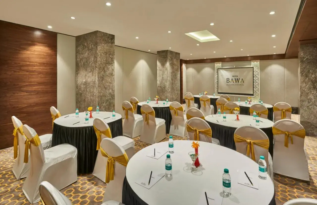Hotel Bawa International