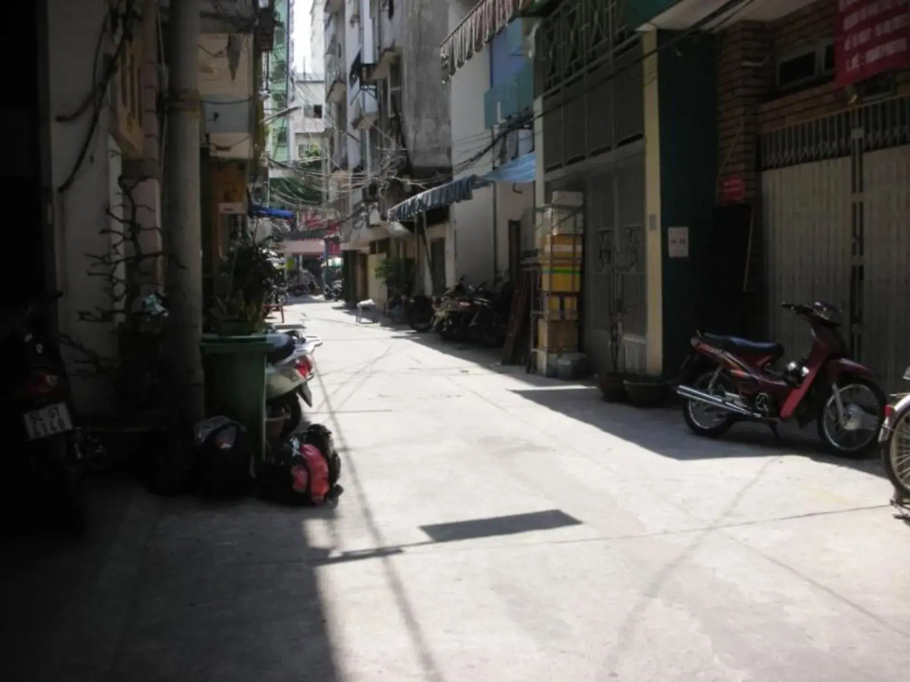 M&H Hotel
