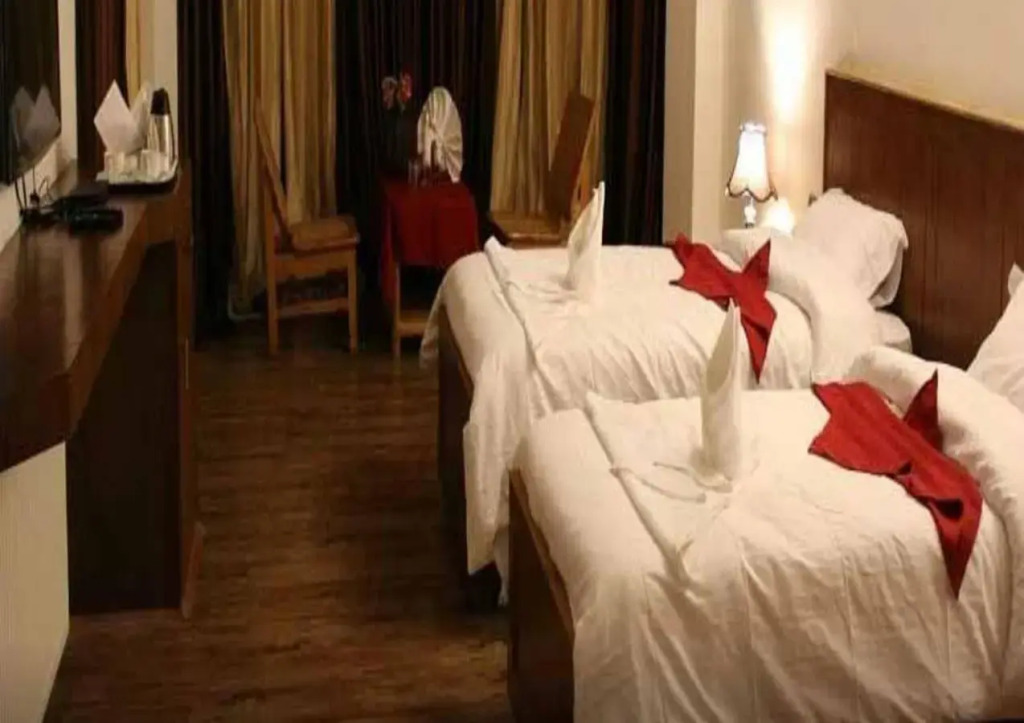Himalayan Retreat-Karzoo