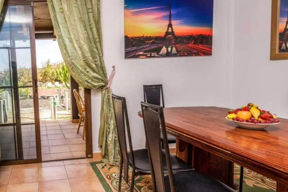 House with 3 Bedrooms in la Oliva, with Wonderful Mountain View, Furnished Terrace And Wifi