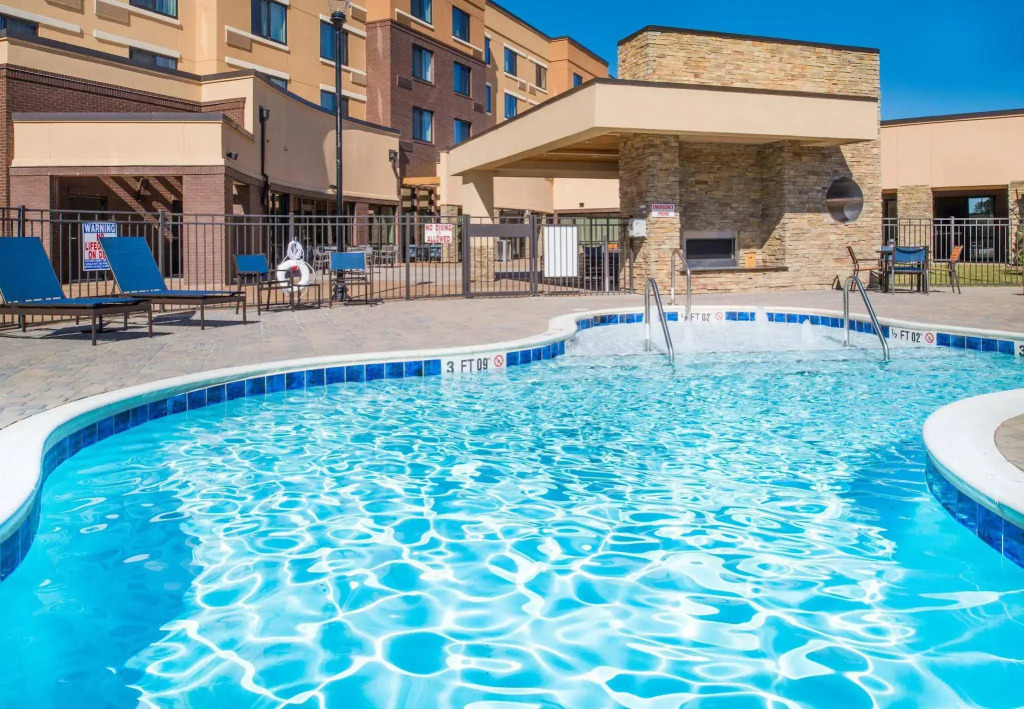 Courtyard by Marriott Jacksonville
