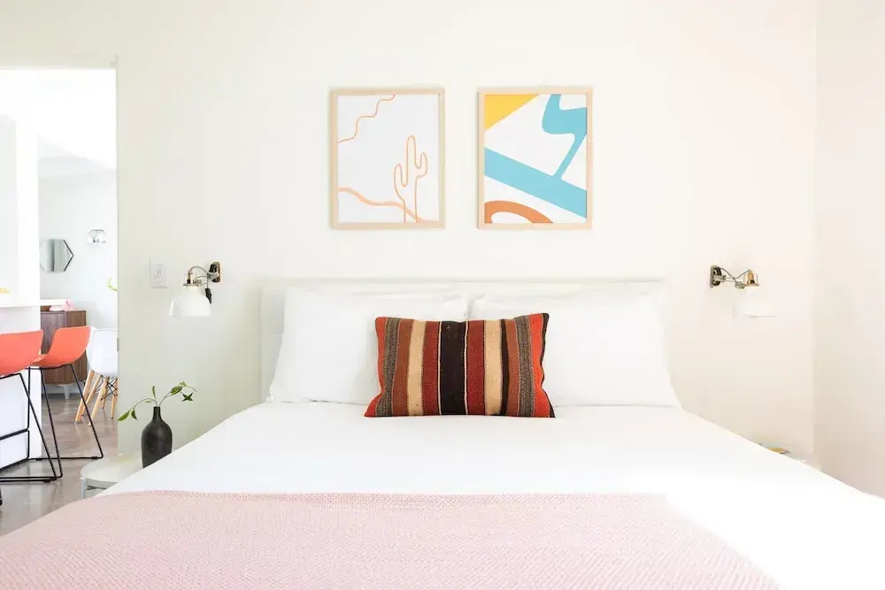 3 Private 1 Bedroom Units at The Wesley Sleeps 12